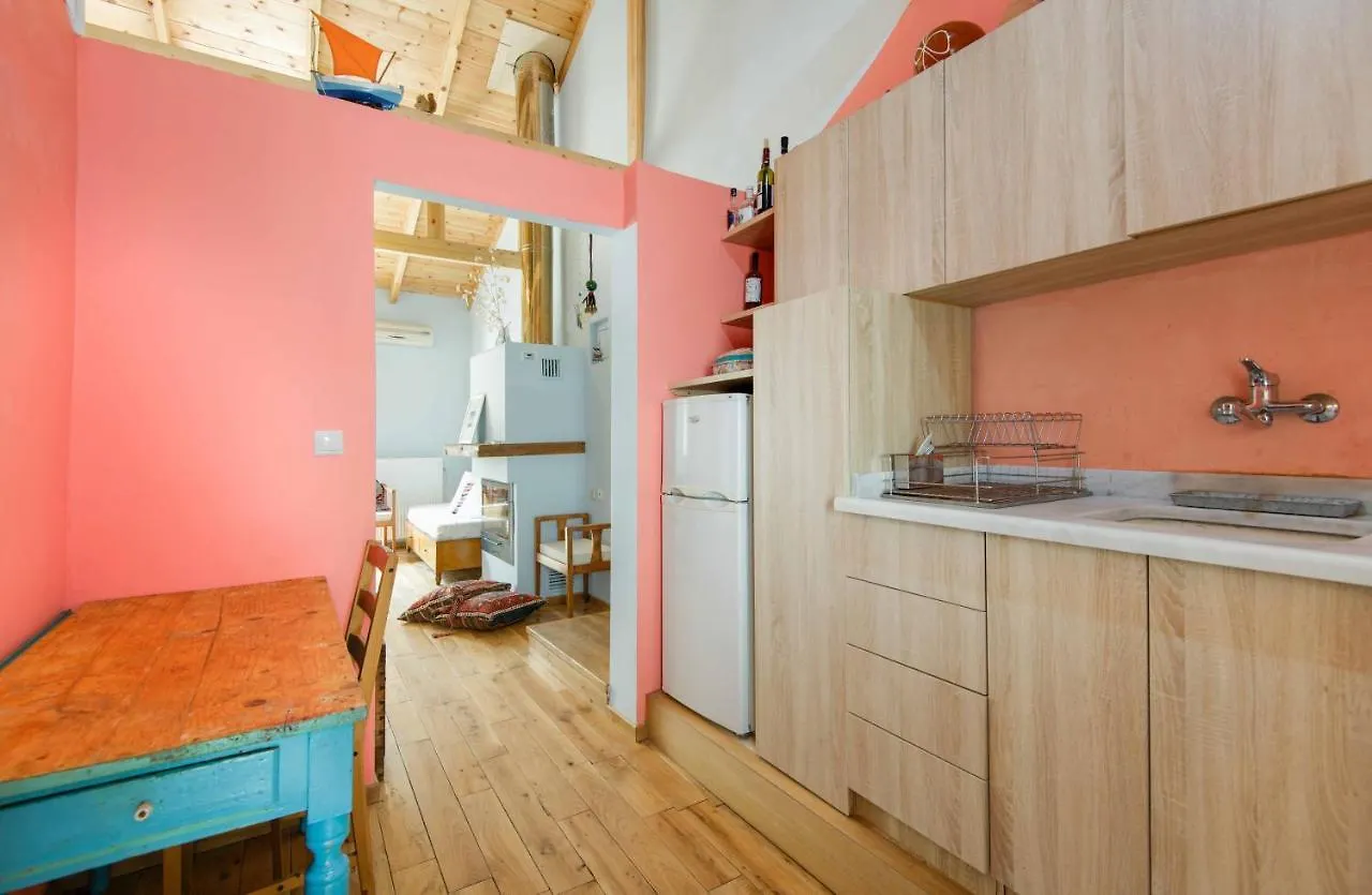 Eco Escape Rooftop Apartment Tesalónica Grecia